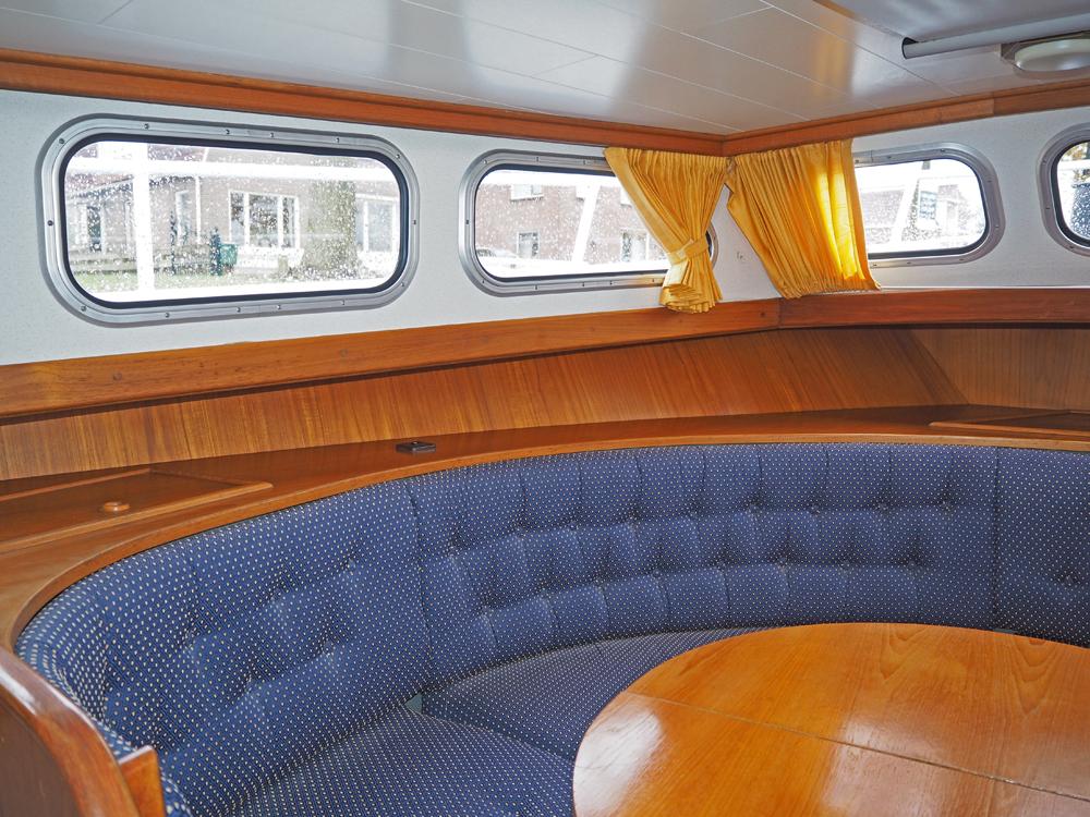 Fore ship, Accommodation